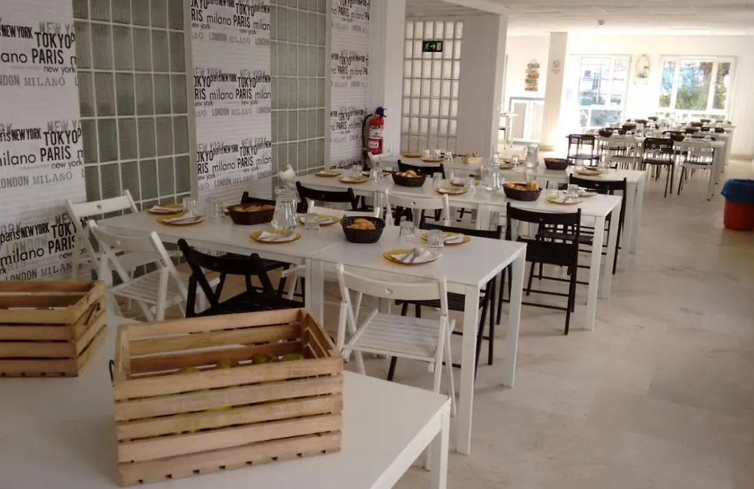 Albergue Internacional de Llanes-1